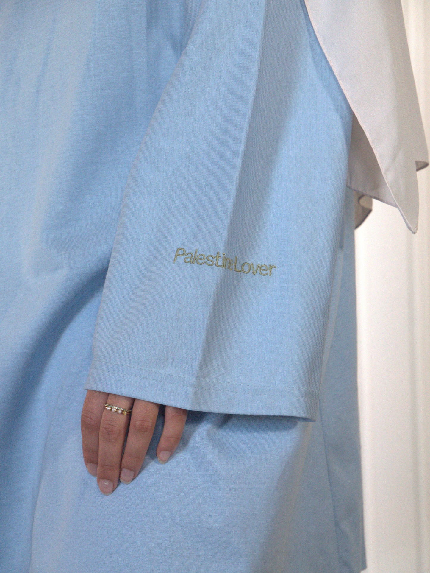 T-shirt modeste bleu ciel