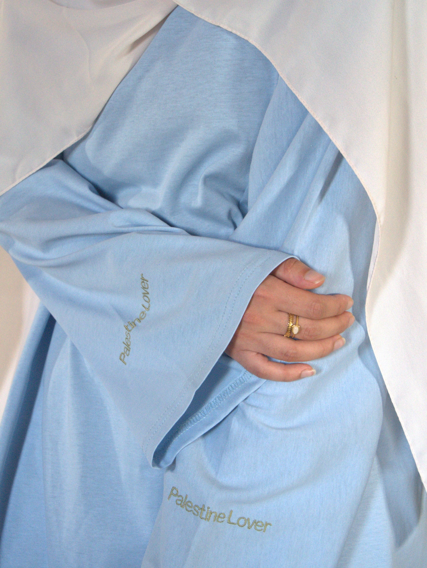 T-shirt modeste bleu ciel
