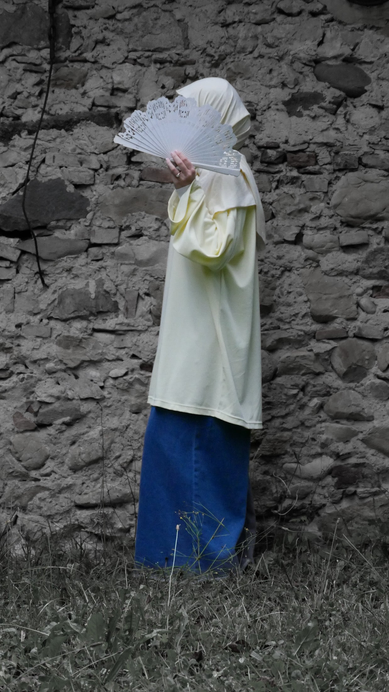 T-shirt modeste jaune pastel