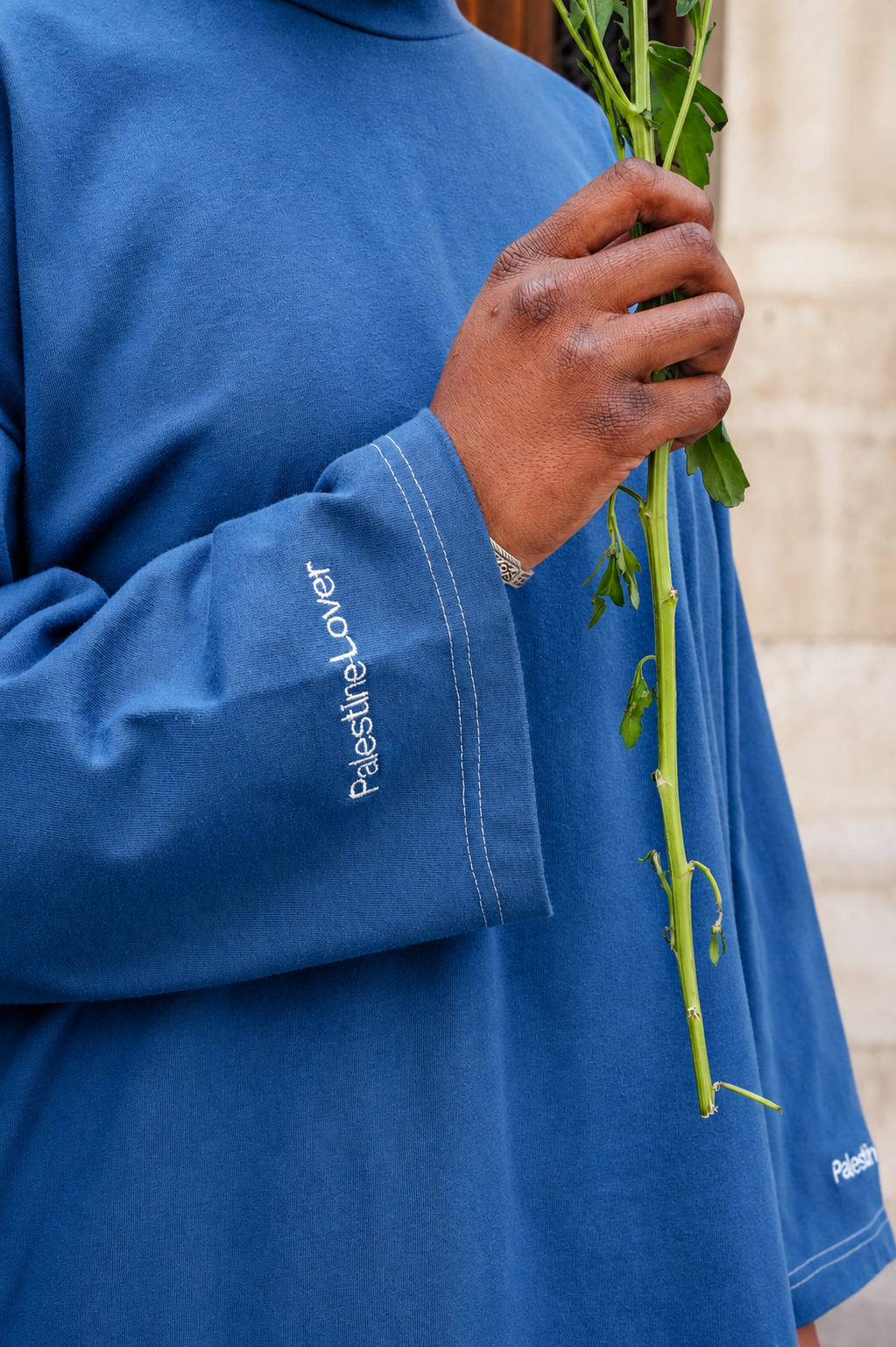 T-shirt modeste Bleu électrique